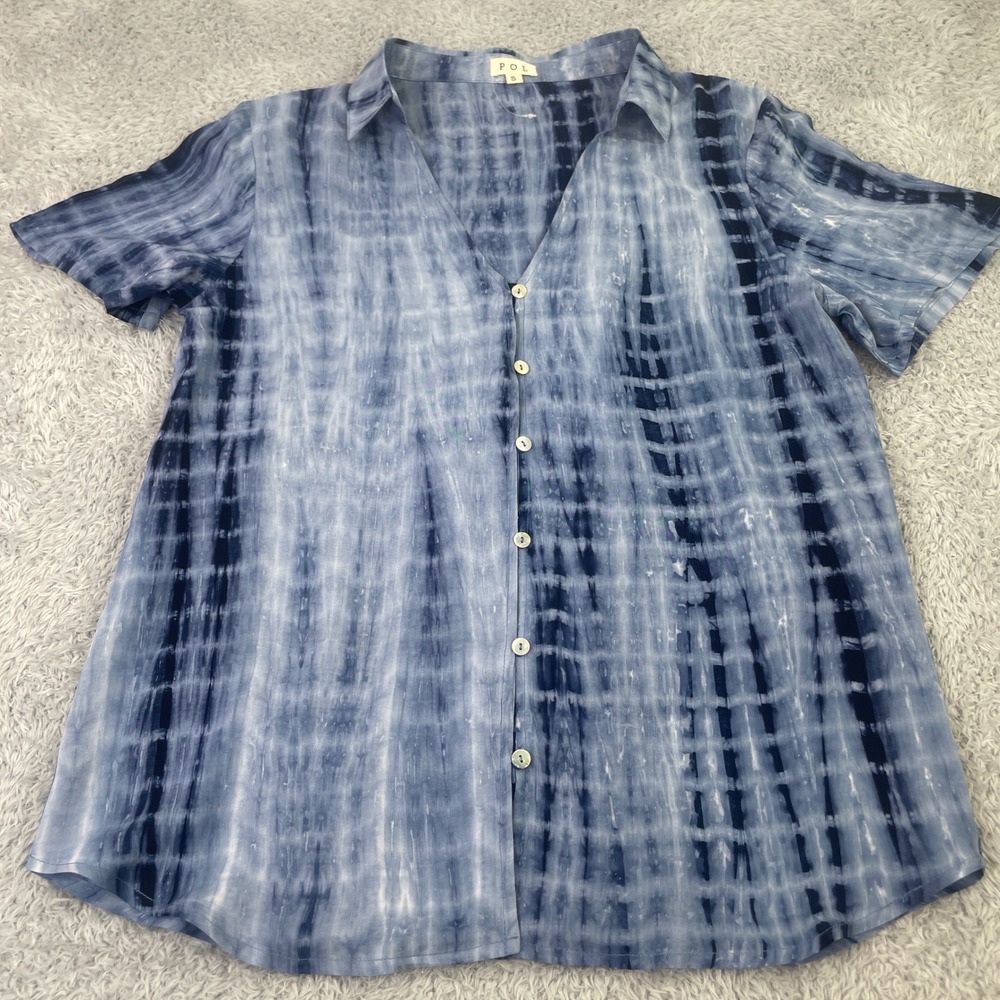 POL Button Up Shirt Womens Small Blue Tie Dye Short Sleeve V-Neck‎ Blouse Boho